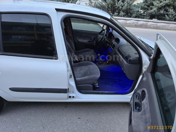 Sahibinden Renault Clio 1.4 RXT 2002 Model