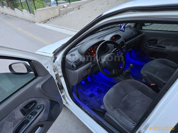 Sahibinden Renault Clio 1.4 RXT 2002 Model