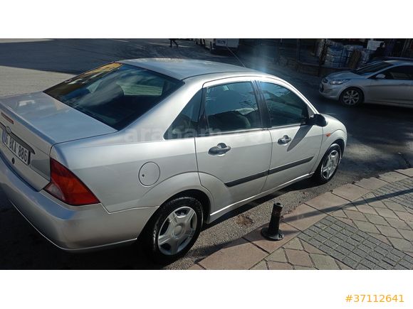 Sahibinden Ford Focus 1.6 Ambiente 2001 Model