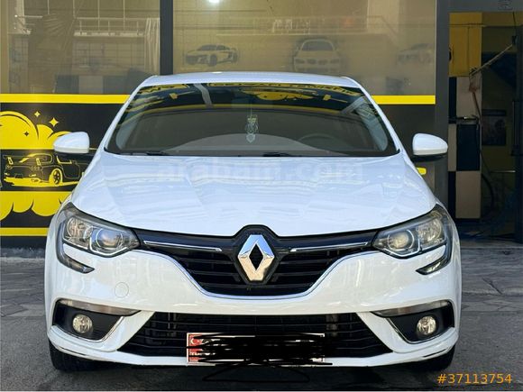 Sahibinden Renault Megane 1.5 Blue DCI Touch 2020 Model