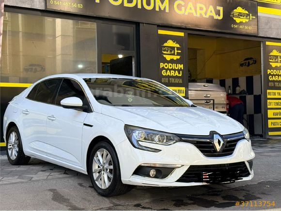 Sahibinden Renault Megane 1.5 Blue DCI Touch 2020 Model