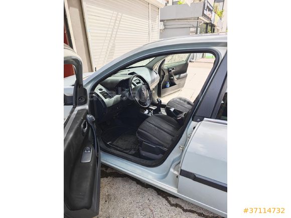 Sahibinden Renault Megane 1.4 Authentique 2005 Model