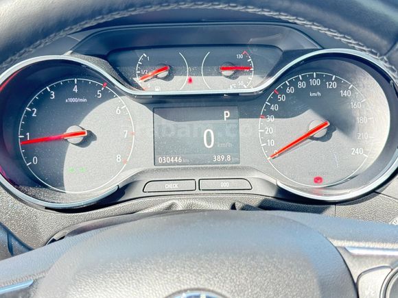 Sahibinden Opel Crossland 1.2 T Elegance 2023 Model