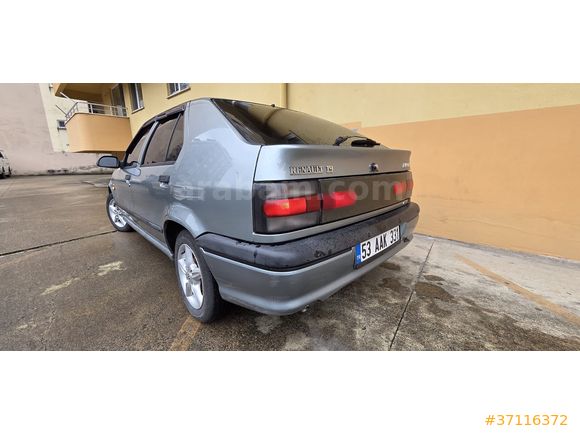 Renault 19 1.6 Europa