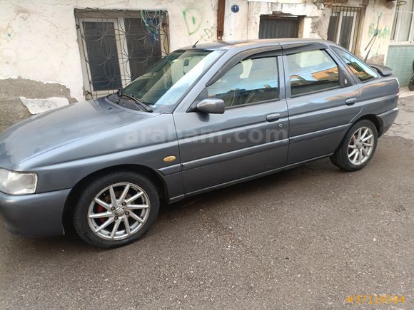 Sahibinden Ford Escort 1.6 Ghia 1998 Model