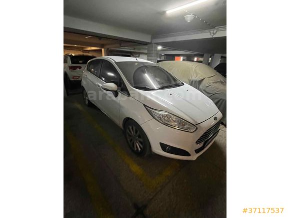 Sahibinden Ford Fiesta 1.5 TDCi Titanium 2015 Model İzmir