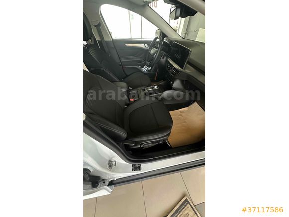 2024 FORD FOCUS 1.5 ECOBLUE TİTANİUM X HATASIZ  BOYASIZ