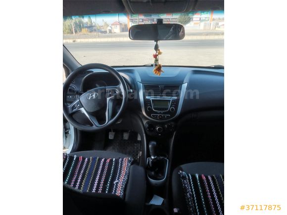 Sahibinden Hyundai Accent Blue 1.6 CRDI Mode Plus 2012 Model  221 km Beyaz