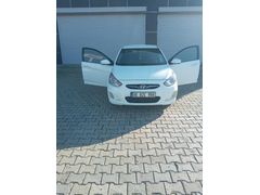 Sahibinden Hyundai Accent Blue 1.6 CRDI Mode Plus 2012 Model  221 km Beyaz