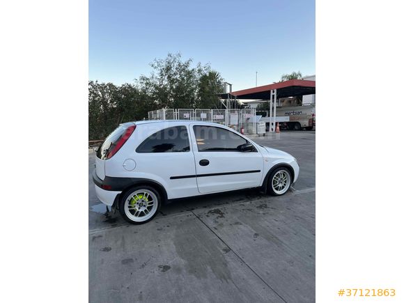 (Otomobil)Corsa 1.7 DTi Comfort 2003 Model 