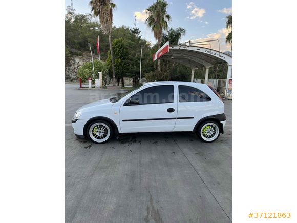 (Otomobil)Corsa 1.7 DTi Comfort 2003 Model 