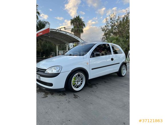 (Otomobil)Corsa 1.7 DTi Comfort 2003 Model 