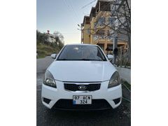 Sahibinden Kia Rio 1.5 CRDi Trend 2011 Model 