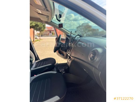 Sahibinden Dacia Sandero 0.9 TCe Stepway Easy-R 2019 Model
