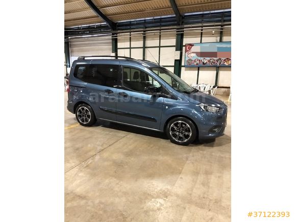 Sahibinden Ford Tourneo Courier 1.5 TDCi Titanium Plus 2023 Model