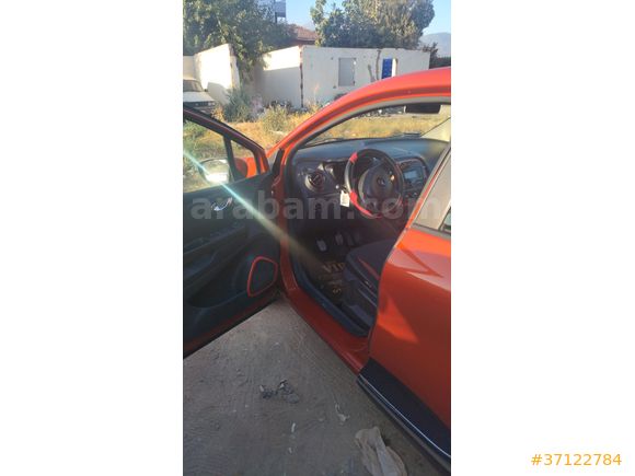 Sahibinden Renault Captur 0.9 Touch 2013 Model  94.000 km Turuncu