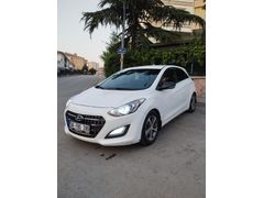 Sahibinden Hyundai i30 1.6 GDi Style 2016 Model  190.000 km Beyaz