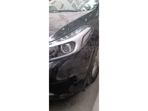 Sahibinden Kia Cerato 1.6 CRDi Comfort 2016 Model İstanbul 140.000 km Siyah
