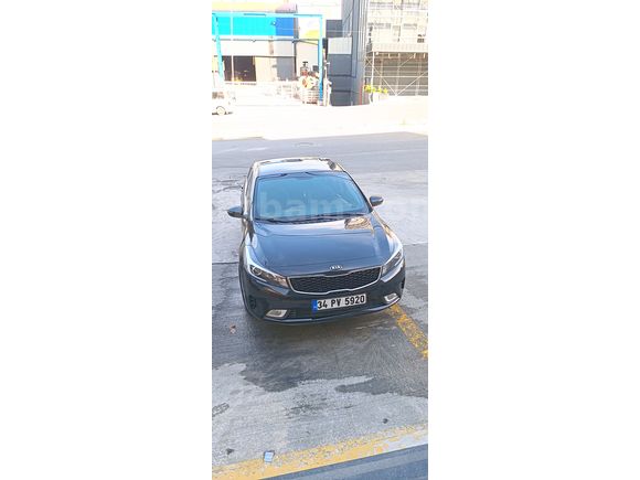 Sahibinden Kia Cerato 1.6 CRDi Comfort 2016 Model İstanbul 140.000 km Siyah