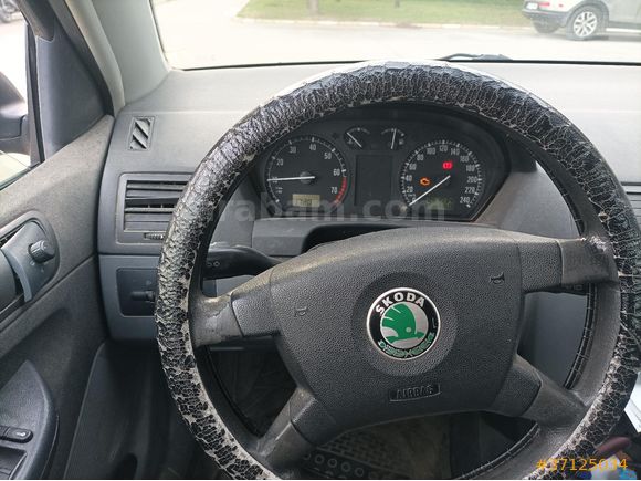 Askeri personelden Skoda Fabia 1.4 Special 2004 Model 101  bg