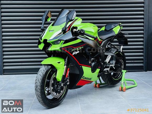 Galeriden Kawasaki Ninja ZX-10R 2022 Model İstanbul 6.001 km Yeşil