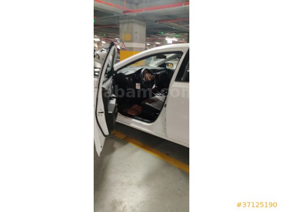 Sahibinden Toyota Auris 1.6 Active 2016 Model