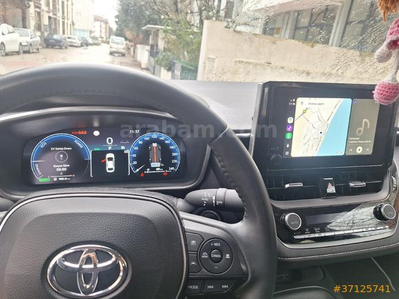 Sahibinden Toyota Corolla 1.8 Hybrid Dream 2024 Model