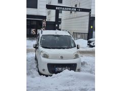 Sahibinden Fiat Fiorino Combi 1.3 Multijet Emotion 2012 Model  Otomatik vites 172.000 km Beyaz
