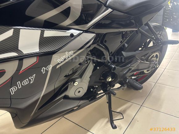 sıfır notda hata yok sifır  CFmoto 250SR