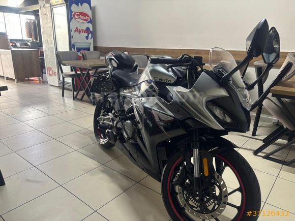 sıfır notda hata yok sifır  CFmoto 250SR