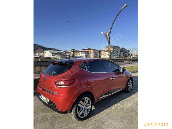 Sahibinden Renault Clio 2013 model










2013 Model 