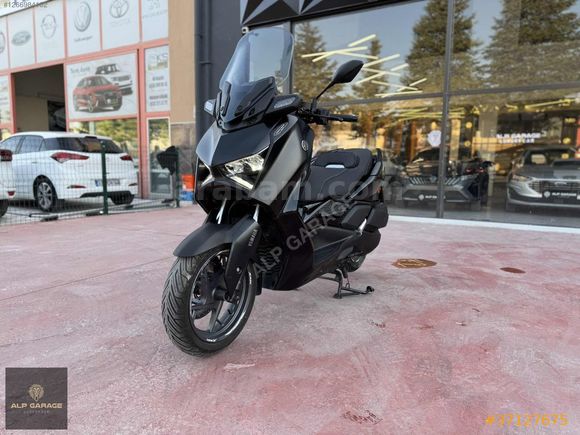 XMAX 250 TECHMAX-YENİ KASA-NAVİGASYONLU-TAM DOLU-AKRAPOVİC-FULL