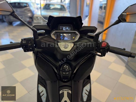 XMAX 250 TECHMAX-YENİ KASA-NAVİGASYONLU-TAM DOLU-AKRAPOVİC-FULL
