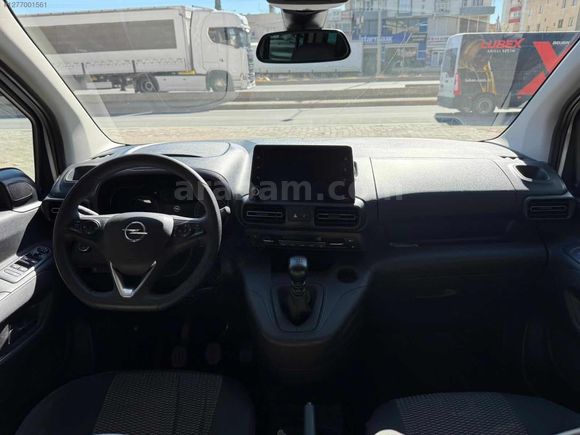 HATASIZ BOYASIZ TEMİZ BAKIMLI 2022 MODEL 92 BİN KM DE