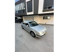 Sahibinden Volkswagen Bora 1.6 Basic 2000 Model