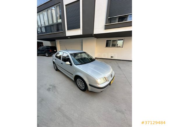 Sahibinden Volkswagen Bora 1.6 Basic 2000 Model