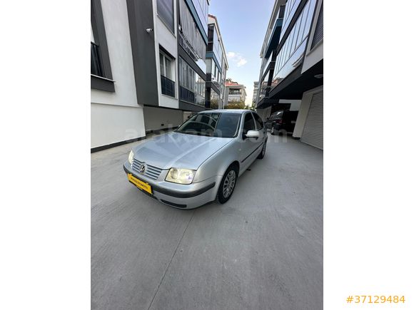 Sahibinden Volkswagen Bora 1.6 Basic 2000 Model