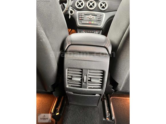 ŞARBAY GROUP-2014 CLA 180 AMG DEGİŞENSİZ / BAKIMLI