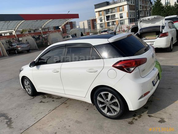 Sahibinden Hyundai i20 1.4 CRDi Style 2017 Model 