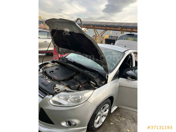 Sahibinden Ford Focus 1.6 TDCi Comfort 2011 Model  267 km Gri