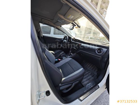 Sahibinden Toyota Auris 1.6 Advance Skypack 2015 Model