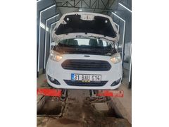 Sahibinden Ford Tourneo Courier 1.5 TDCi Journey Delux 2017 Model