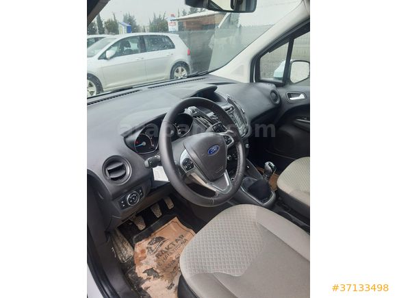 Sahibinden Ford Tourneo Courier 1.5 TDCi Journey Delux 2017 Model