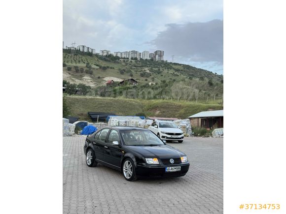 Sahibinden temiz sıfır motor  Volkswagen Bora 1.6 Comfortline 2000 Model 