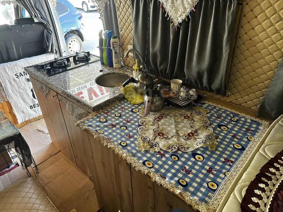 6 Ay -taksit olur ARAÇLA TAKAS OLURMOTOKARAVAN