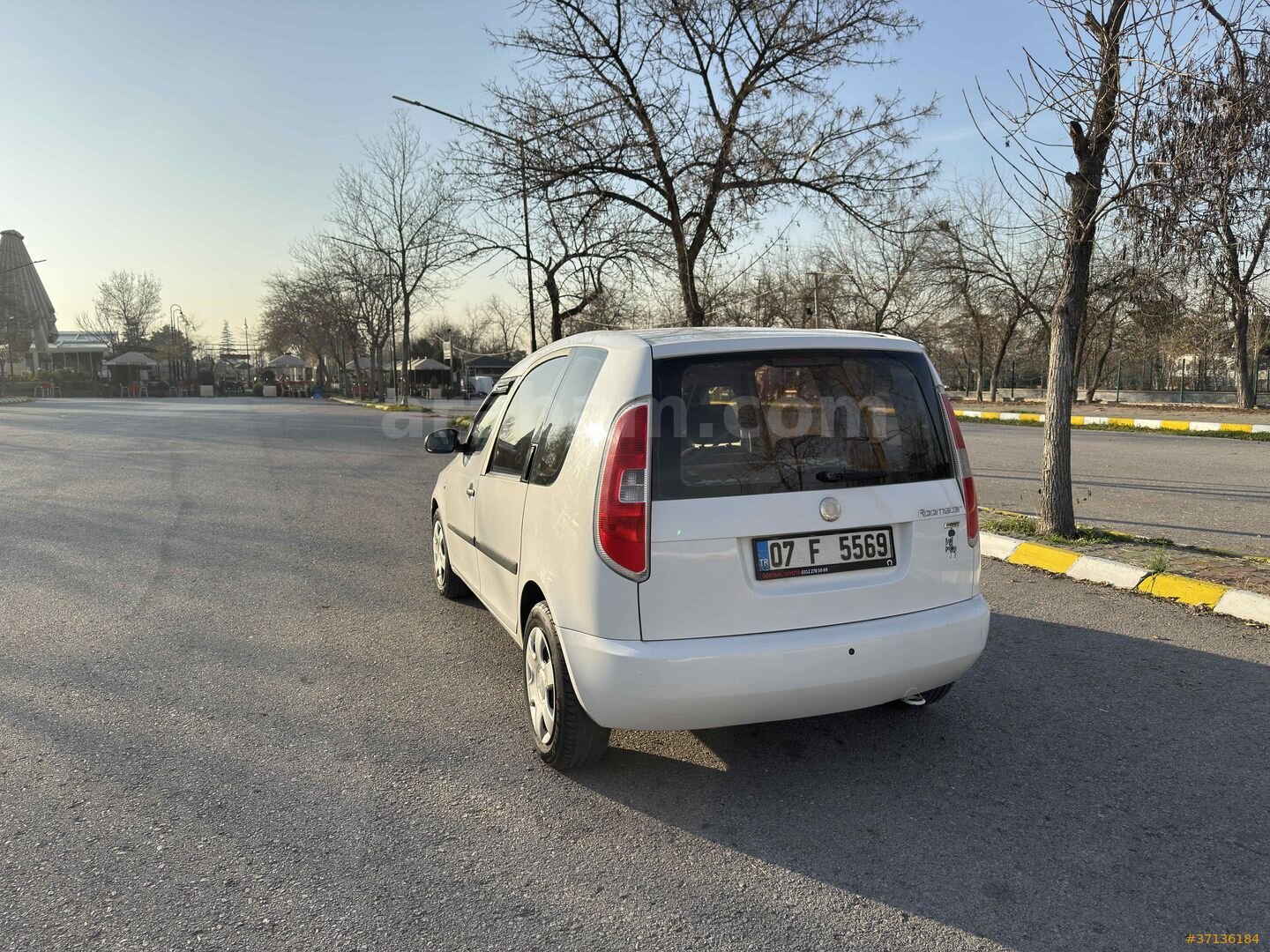 Sahibinden Skoda Roomster 1.4 Style 2010 Model Ankara 166.000 km Beyaz 7