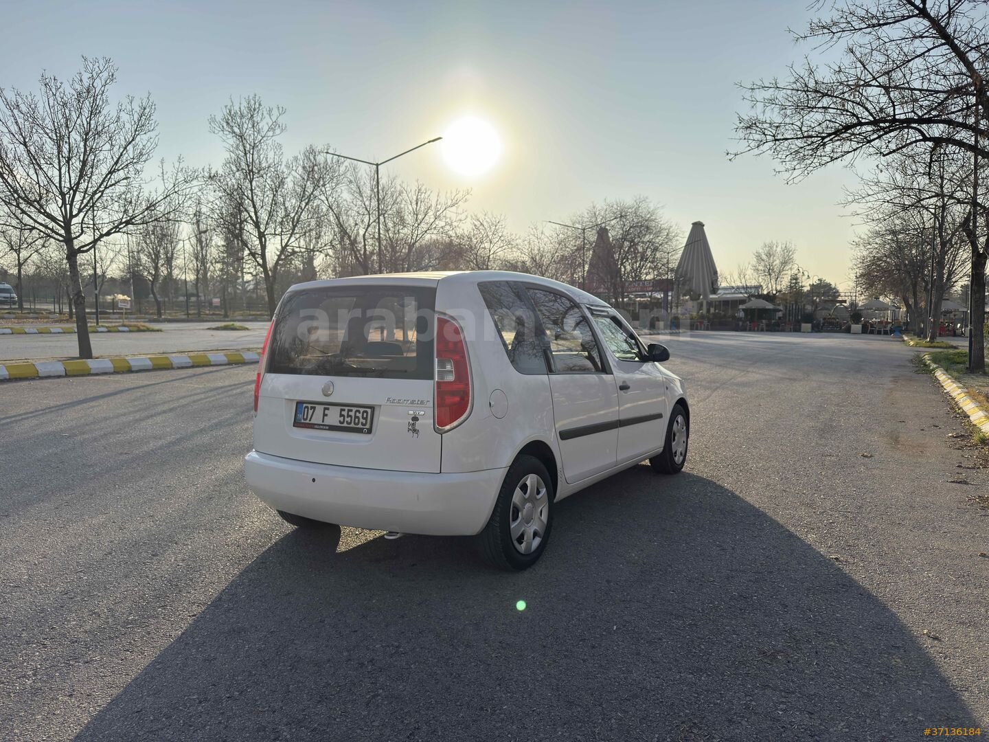 Sahibinden Skoda Roomster 1.4 Style 2010 Model Ankara 166.000 km Beyaz 3