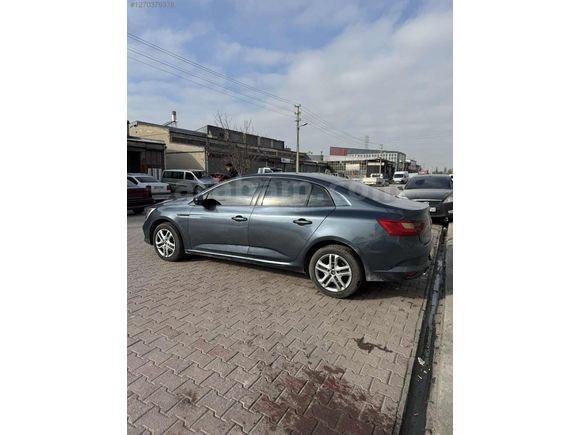 SAHİBİNDEN TEMİZ DEĞİŞENSİZ MEGANE4