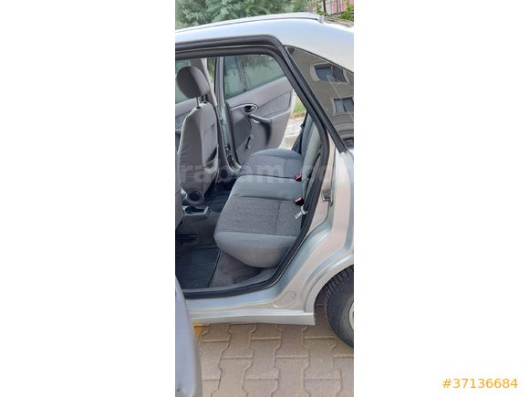 Sahibinden Ford Focus 1.6 Comfort 2002 Model