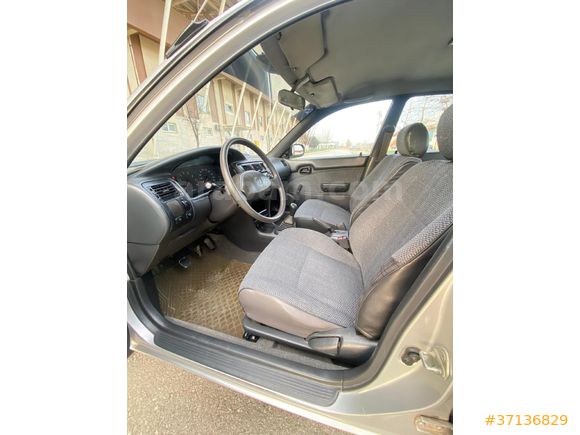 228.000 KM Değişensiz Corolla 1.3 XL 1997 Model